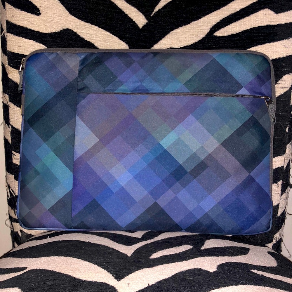 Caslogic Laptop soft shell case 15-" 17"+